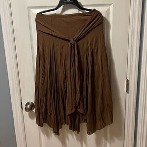 Brown skirt 
